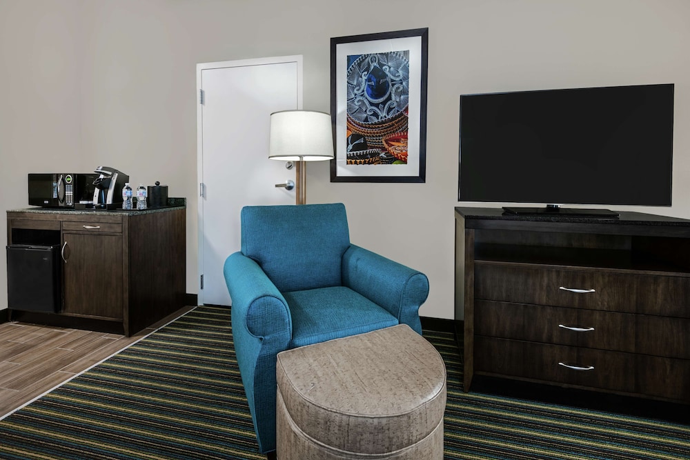Hilton Garden Inn San Antonio At The Rim 30/55