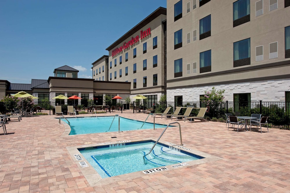 Hilton Garden Inn Fort Worth Alliance Airport 33/59