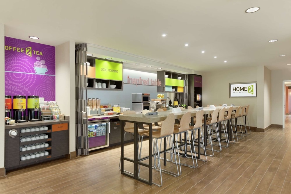 Home2 Suites By Hilton Clarksville/Ft. Campbell 37/48