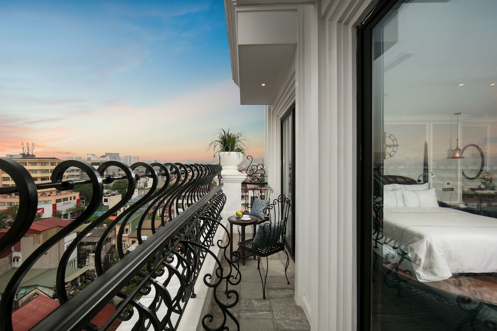 Canary Hanoi Hotel 43/43