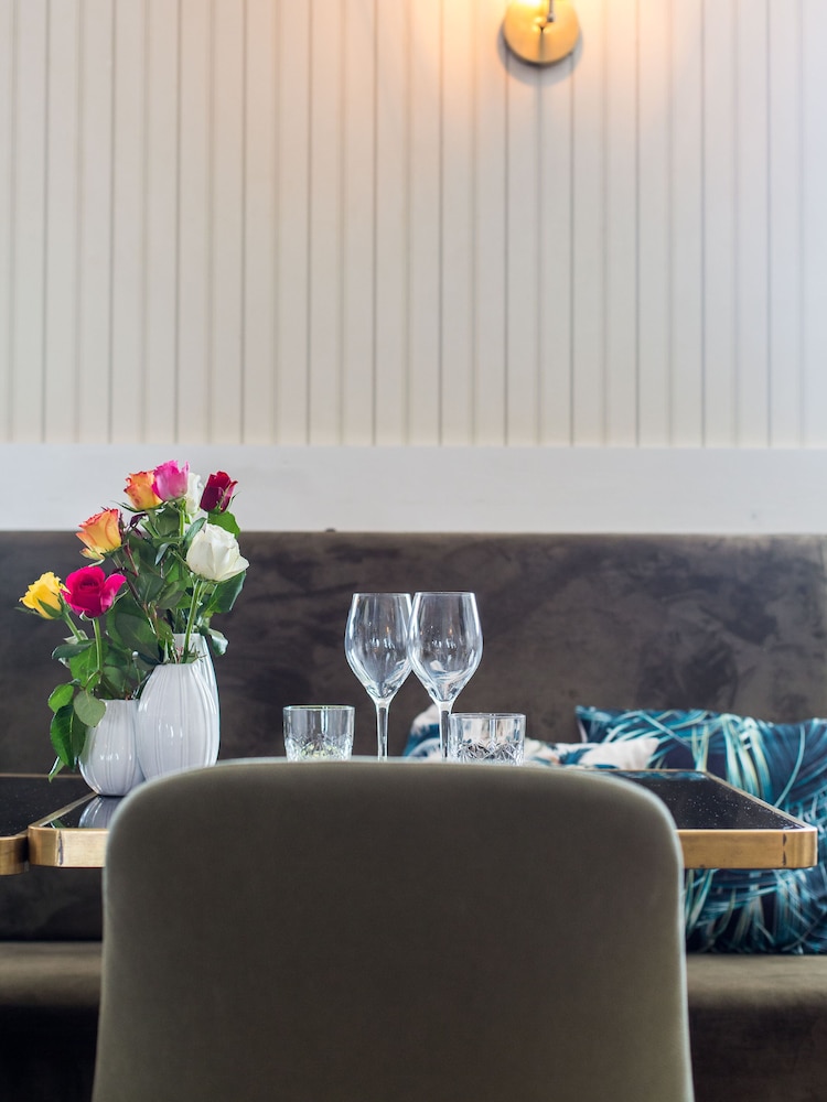 Hotel & Restaurant Des Basses Pyrenees 6/50