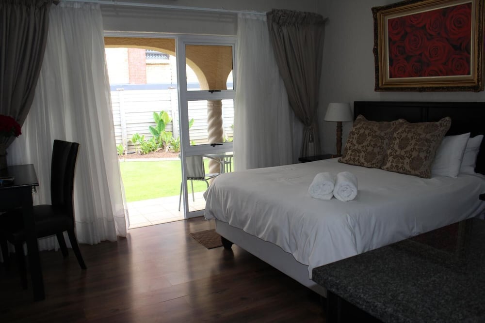 The Willow Tree Guest House 2/36