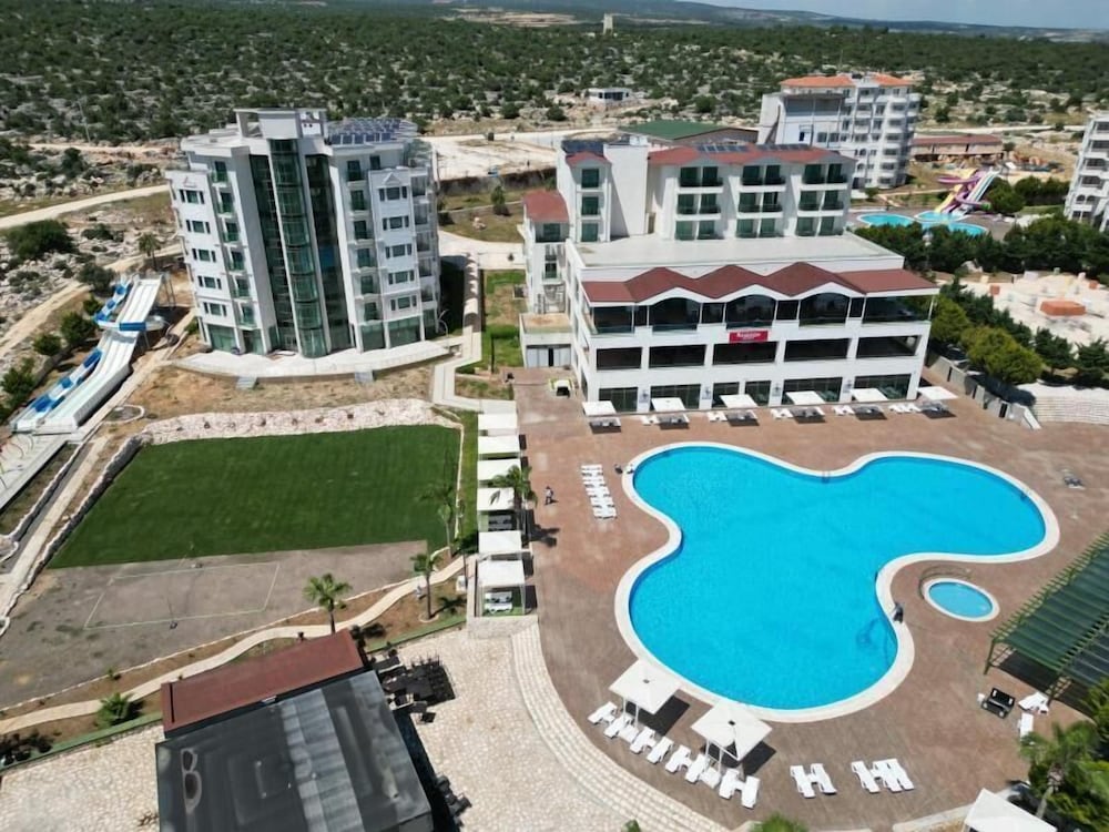 Ramada Resort By Wyndham Kizkalesi 43/50