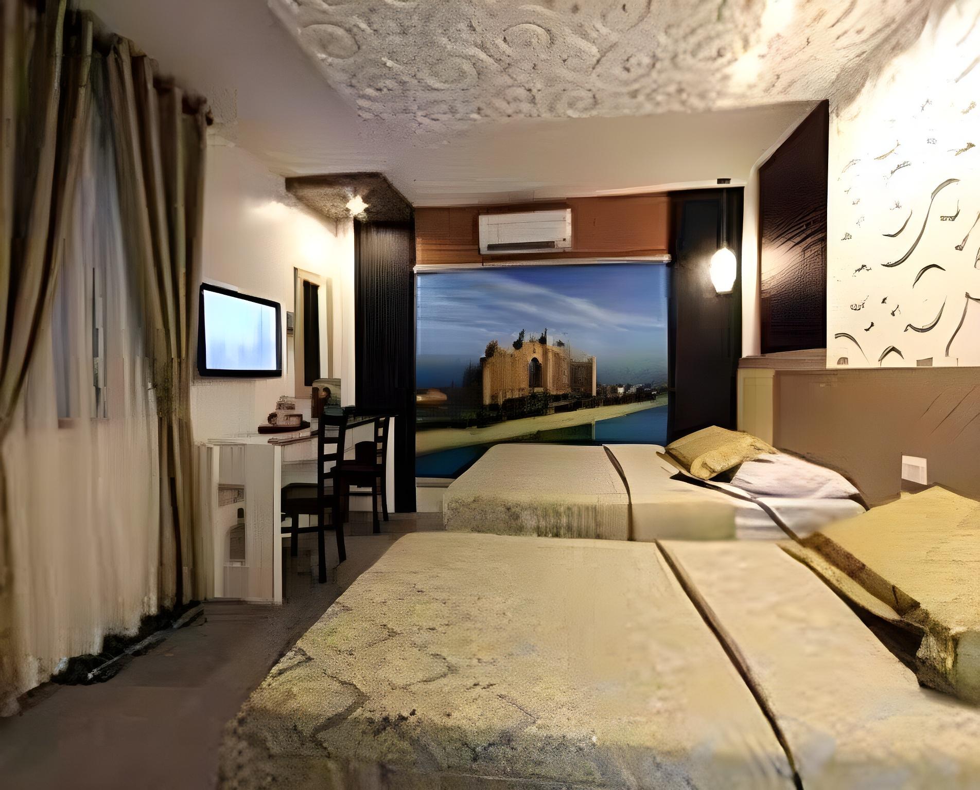 Euro Suite, Queen Bed