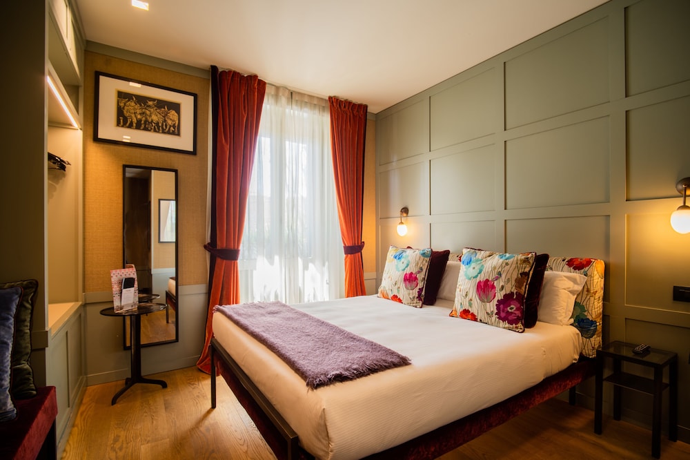 Living Suites by Brera Apartments 5/37