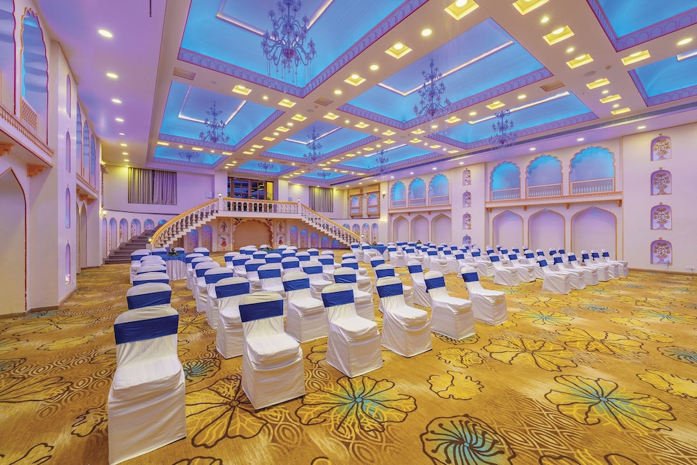 R Chandras Palace 20/42
