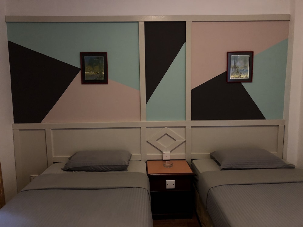 Parkland Apartment 24/34