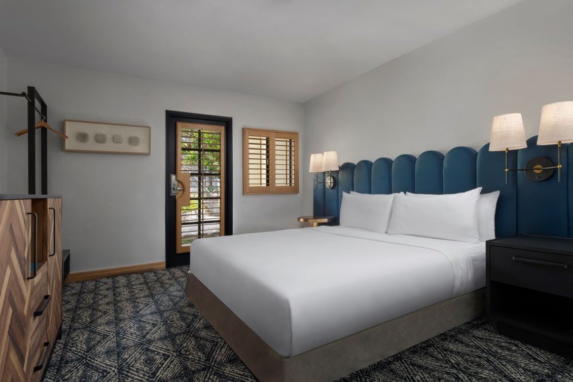 Catalina Canyon Inn 2/11