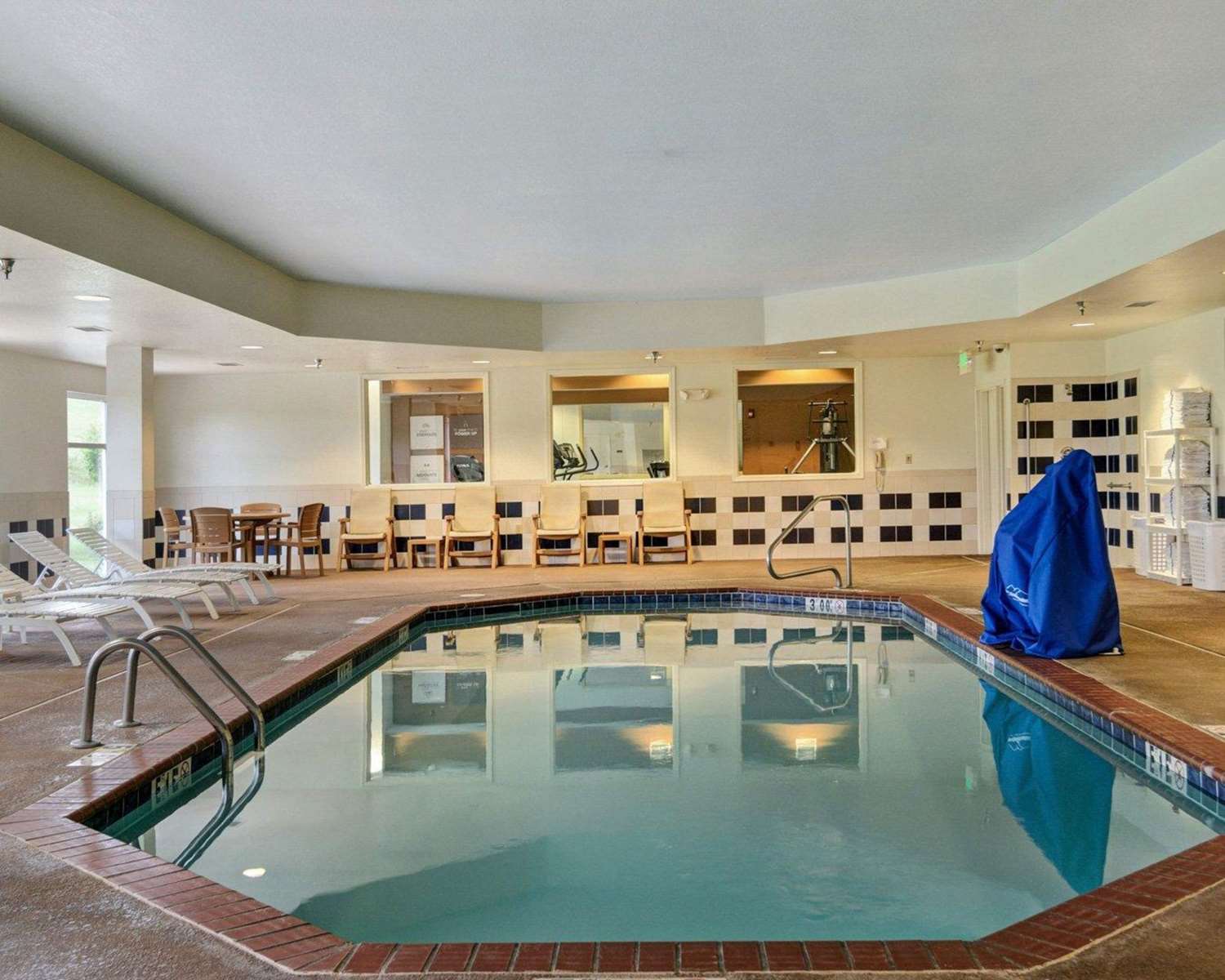 Comfort Suites Hot Springs 20/49