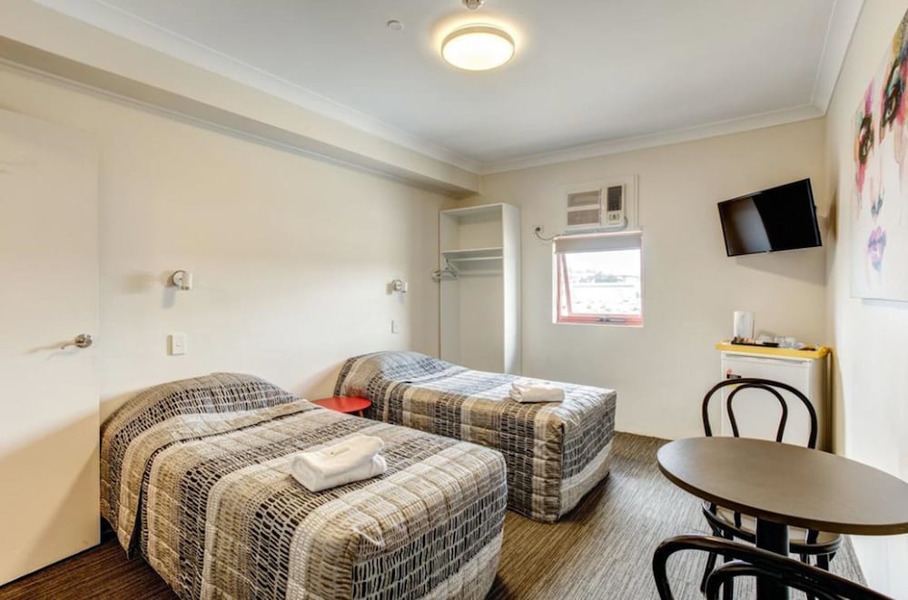 Arena Hotel 23/43