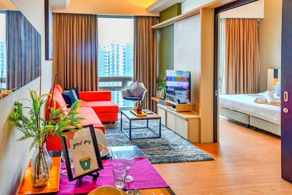 Platinum Suites AT Swiss Garden 25/45