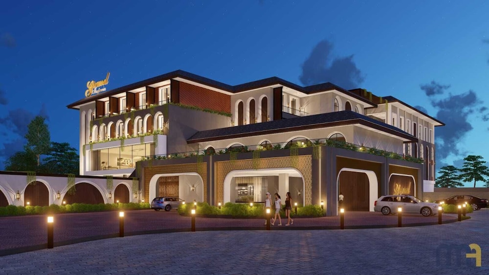 Hotel Grand Imperia 1/37