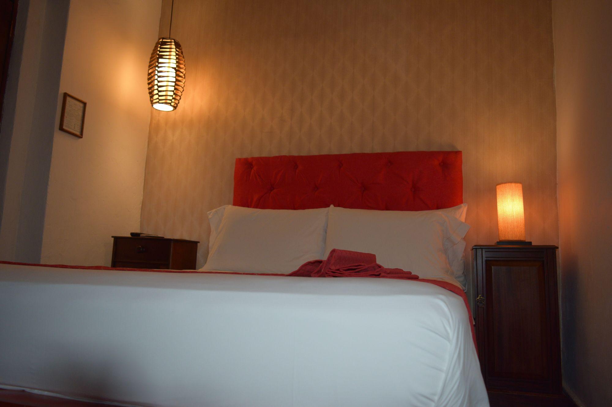 Deluxe, Double Bed