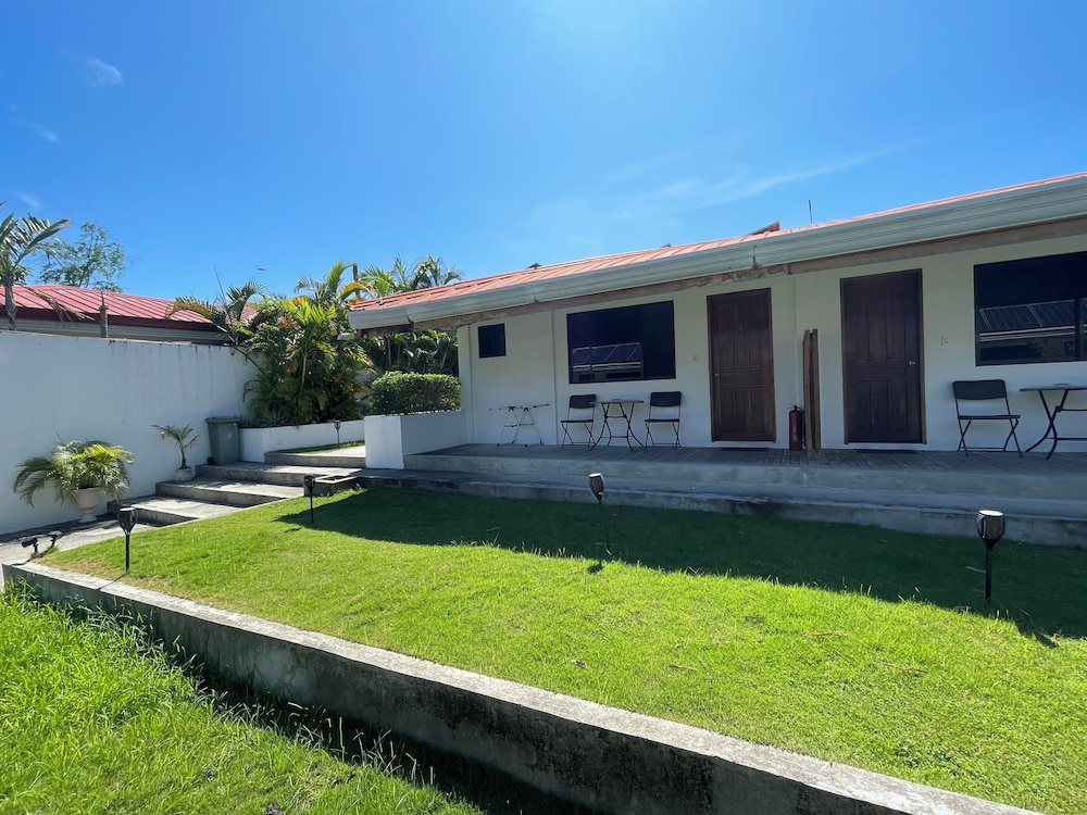 Parrot Resort Moalboal 44/50