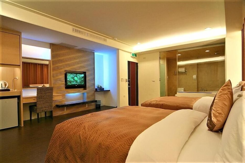 Tranquil Sea Hotel 15/46