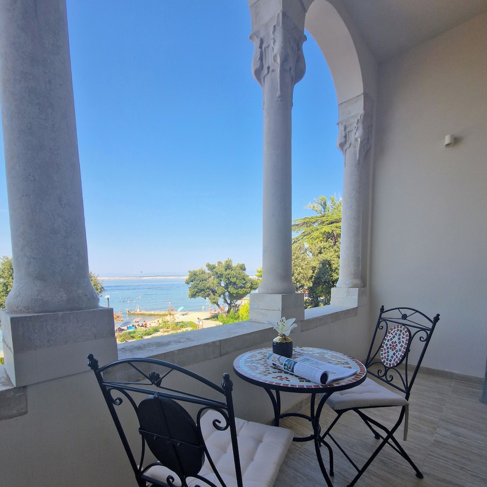 Hotel Miramare 48/50