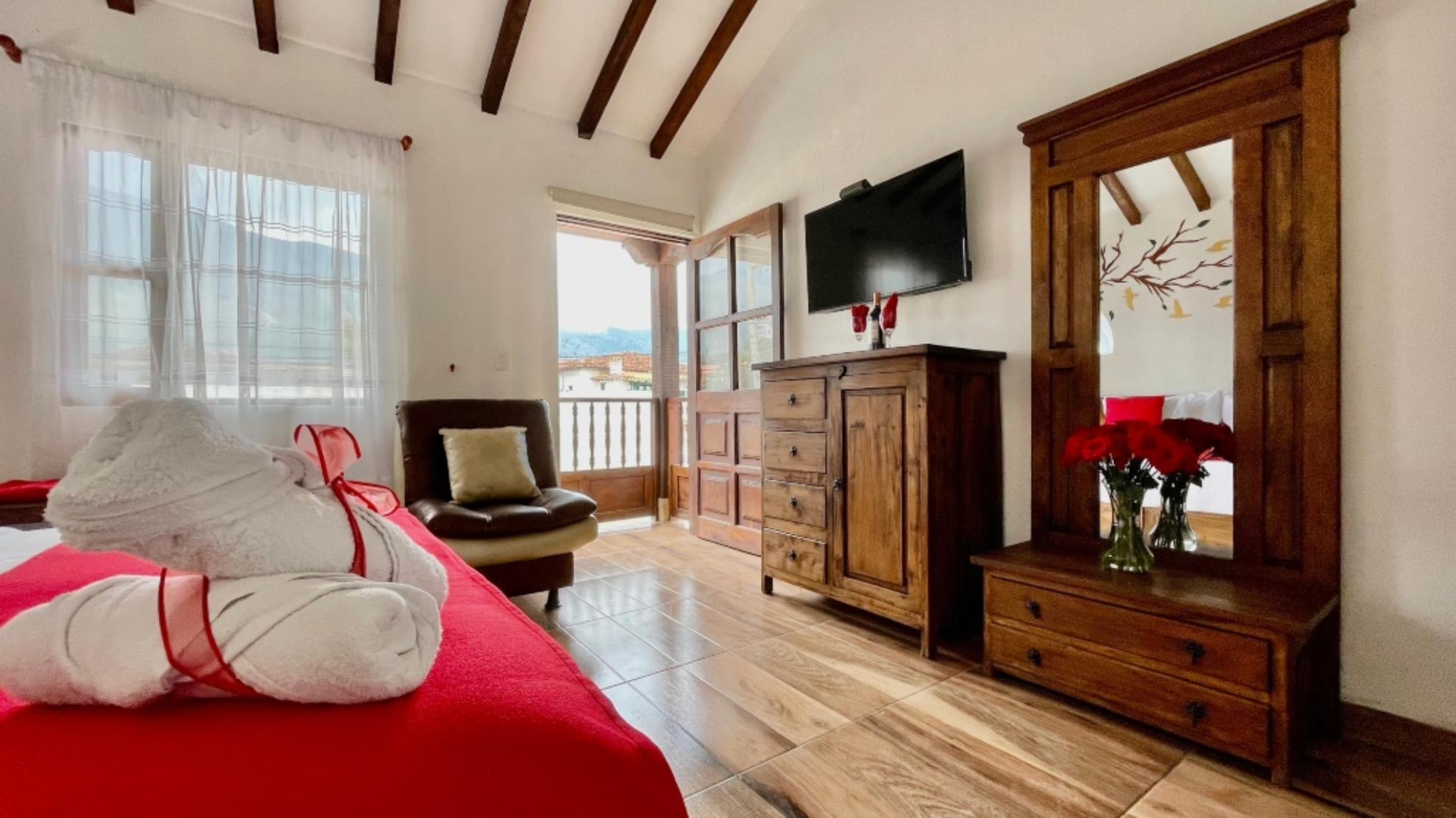 Super, Double Bed