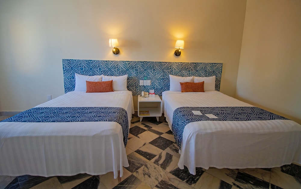 Oceano Palace Beach Hotel 11/50