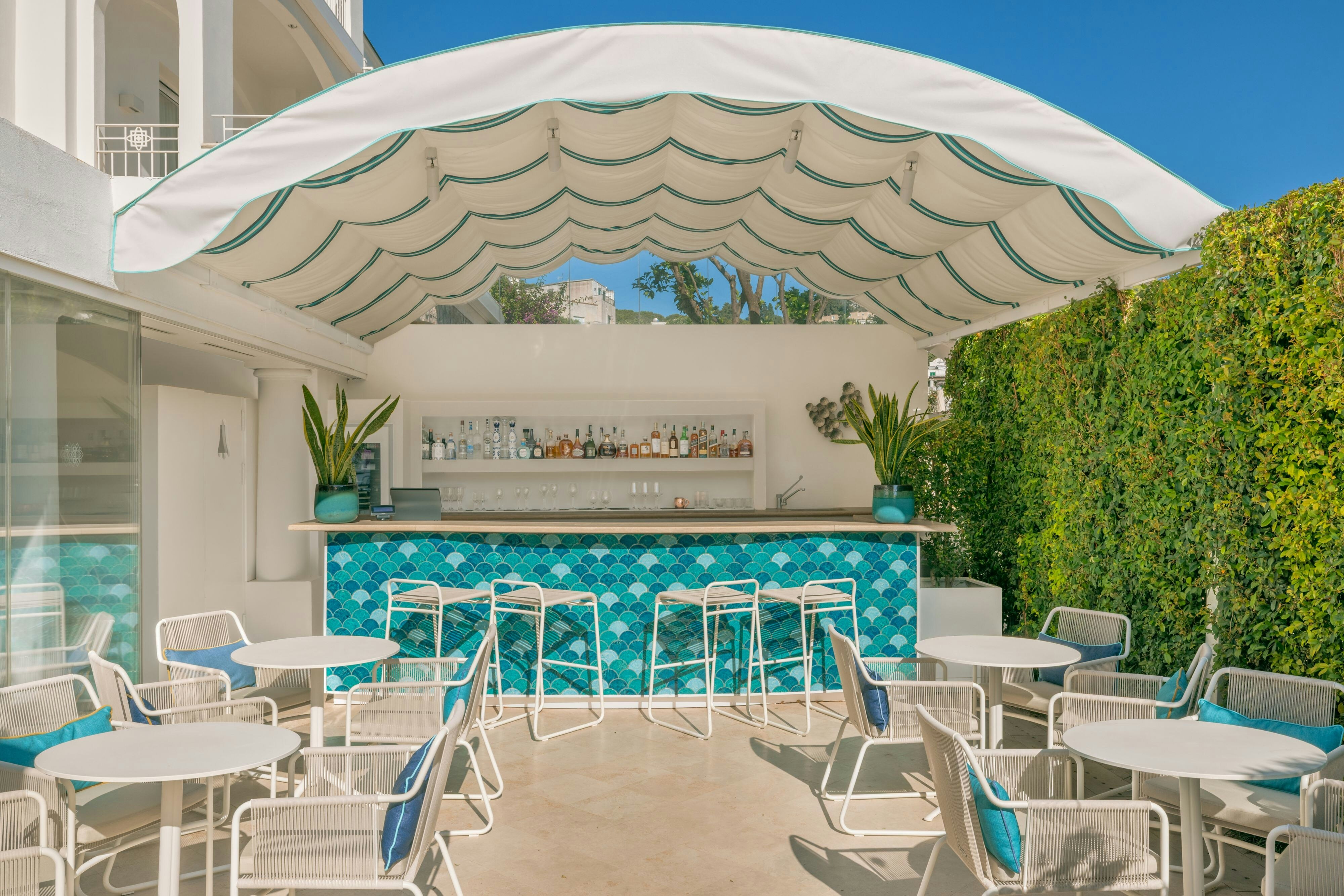 Pazziella Garden & Suites 58/66