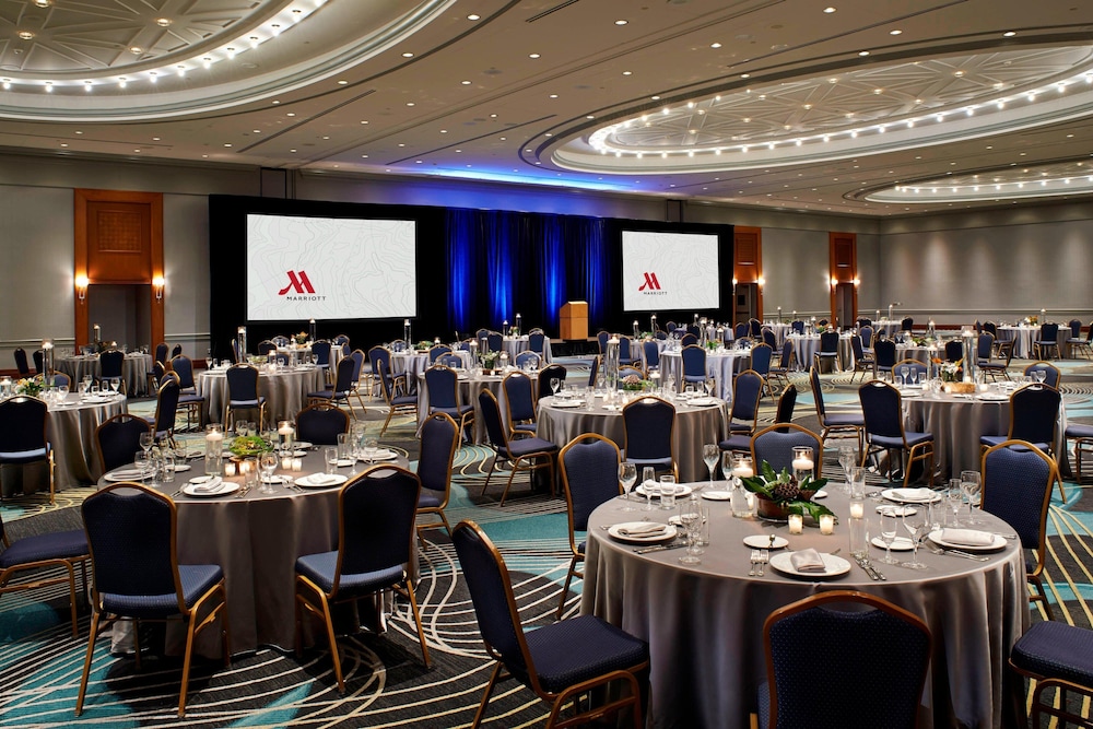 Marriott Detroit At the Renaissance Center 36/62