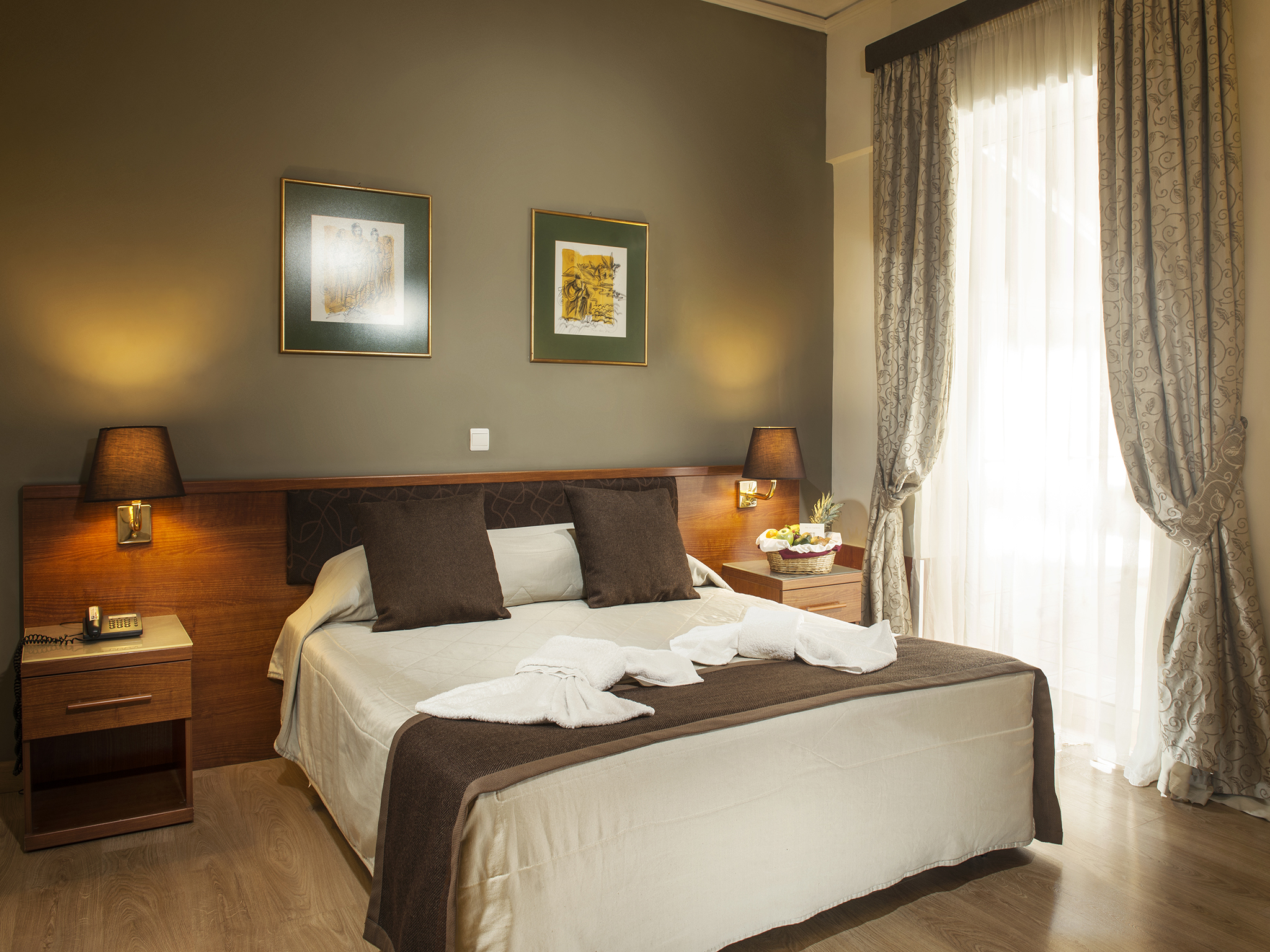 Standard, Queen Bed, Acropolis Select Hotel 2/10