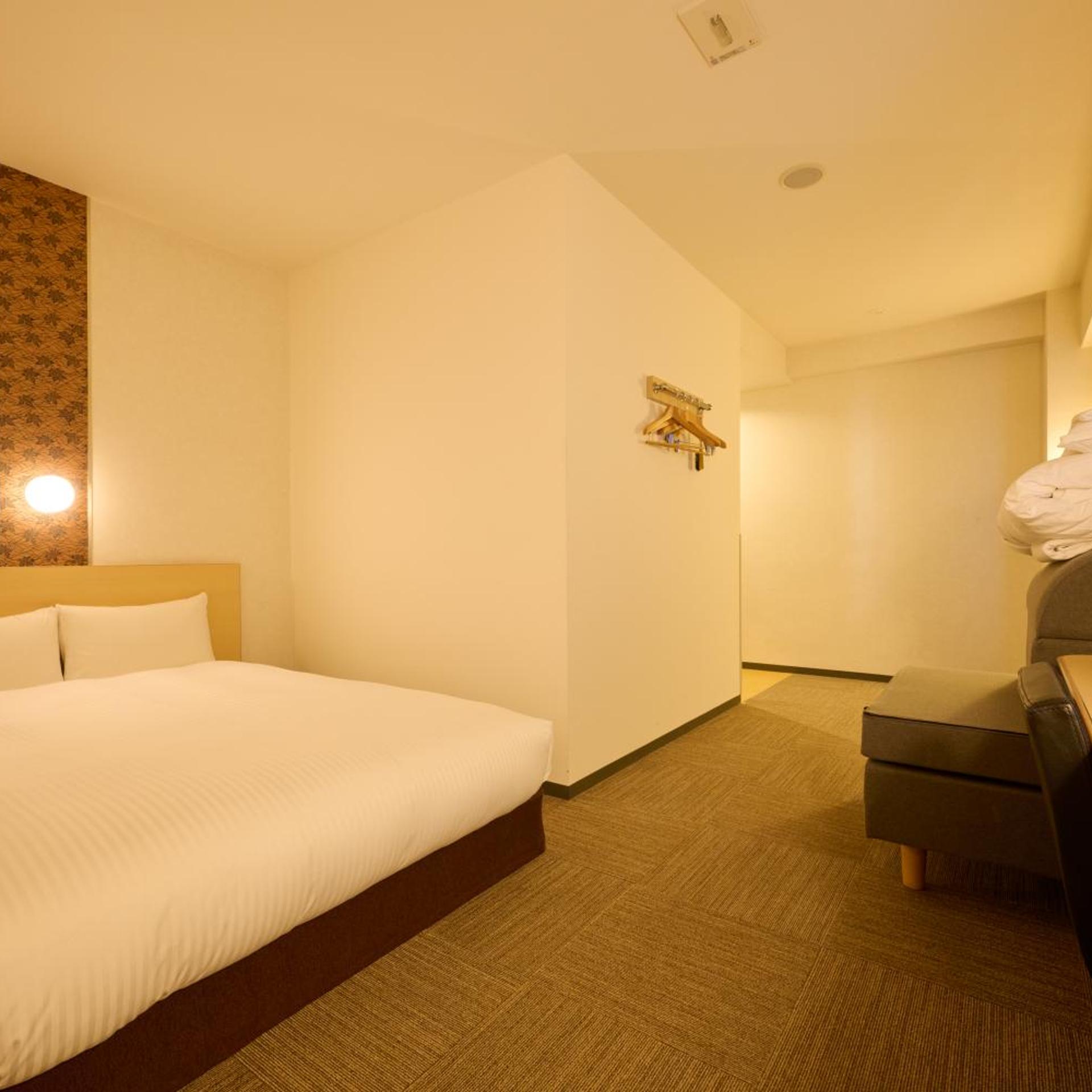 SUPERIOR, DOUBLE BED