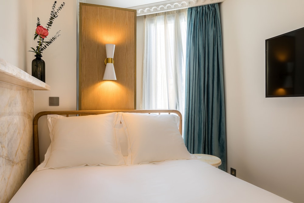Hotel Rose Bourbon 31/70