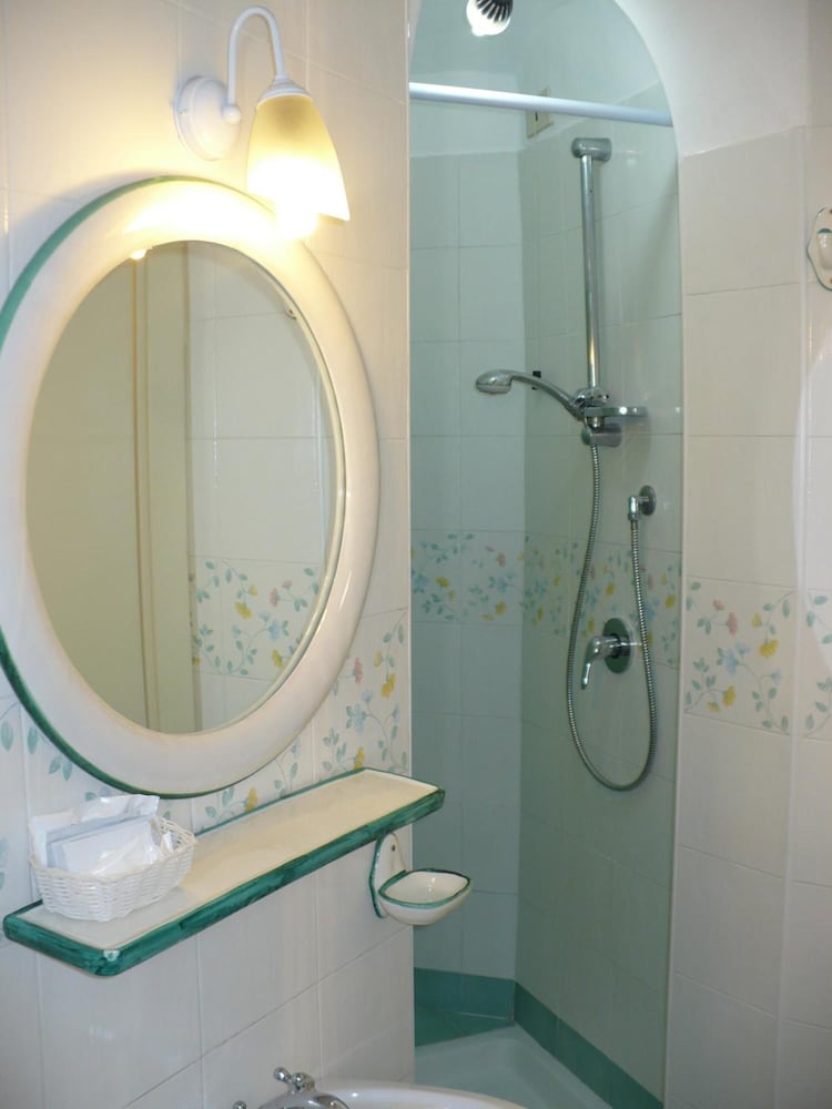 Hotel Savoia 52/53