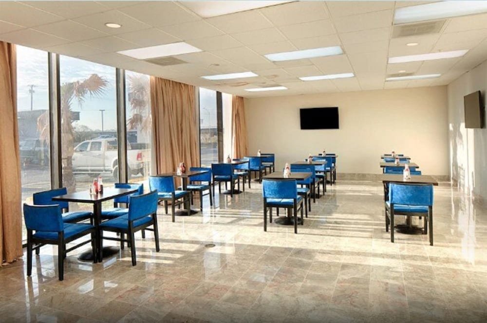 Hotel Killeen East Central 6/15