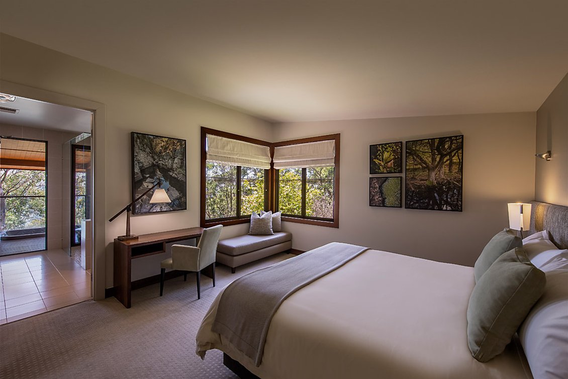 Spicers Peak Lodge 24/82