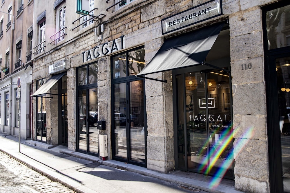 Hotel Taggat 61/65