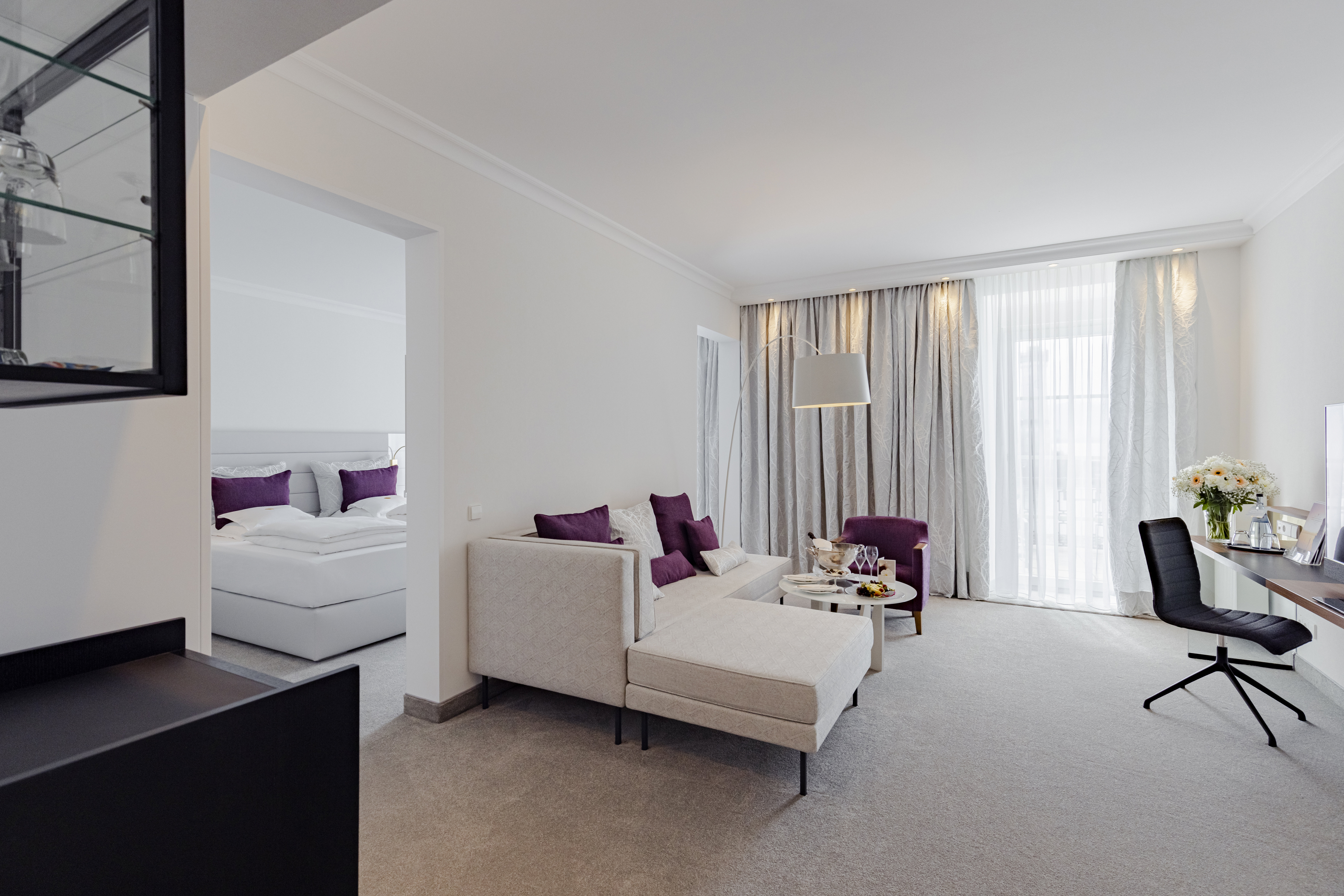 Bayerischer Hof 14/23