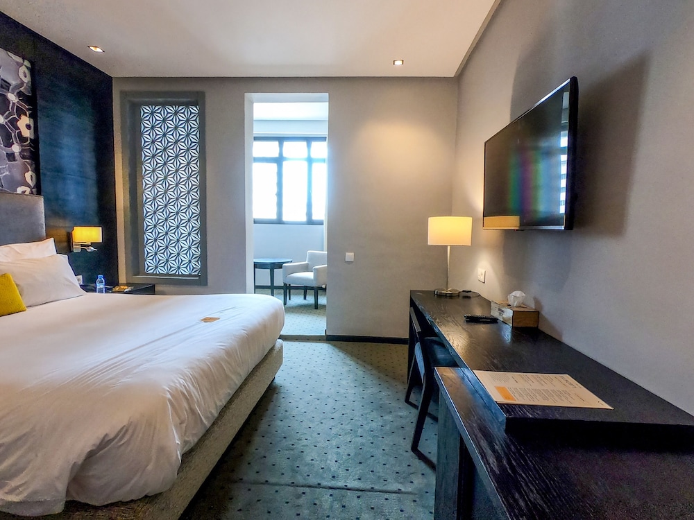 جناح تنفيذي بسرير كينج مع أريكة، Odyssee Boutique Hotel Casablanca 3/4