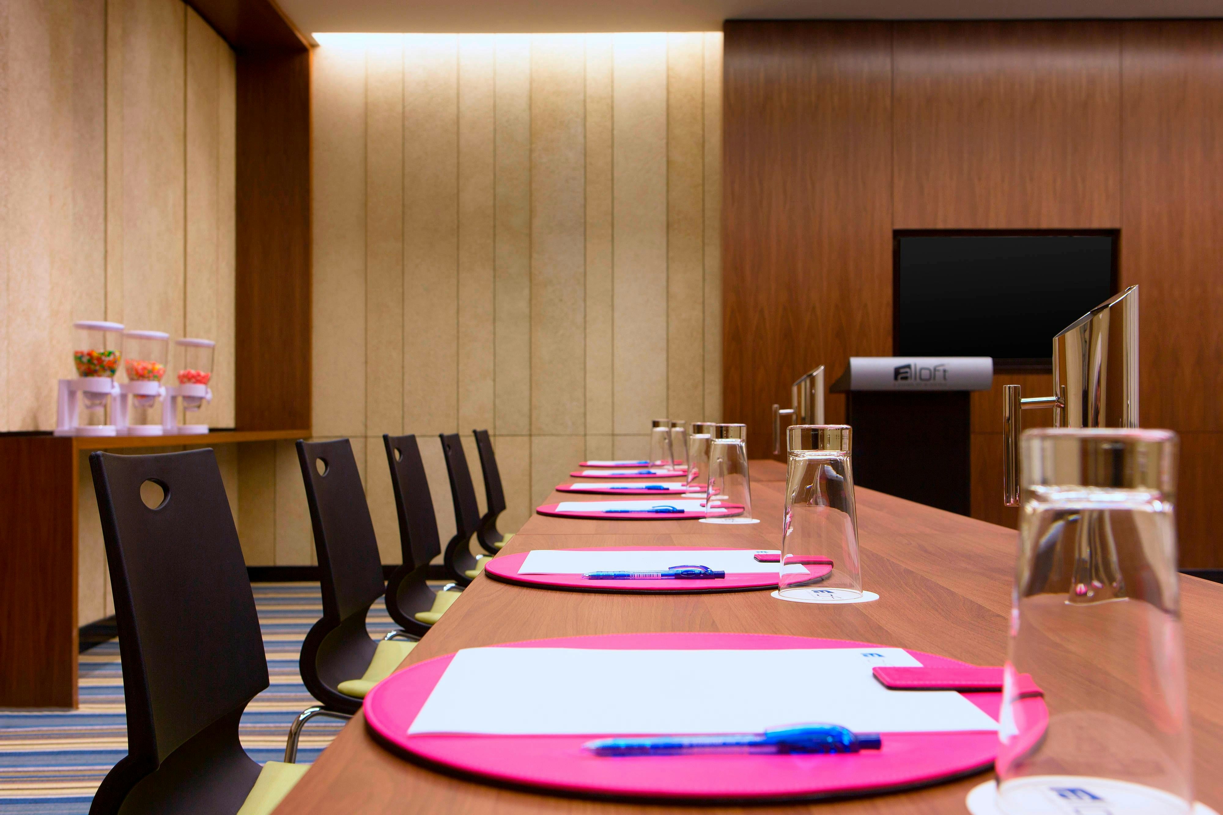 Aloft Kuala Lumpur Sentral Hotel 68/82
