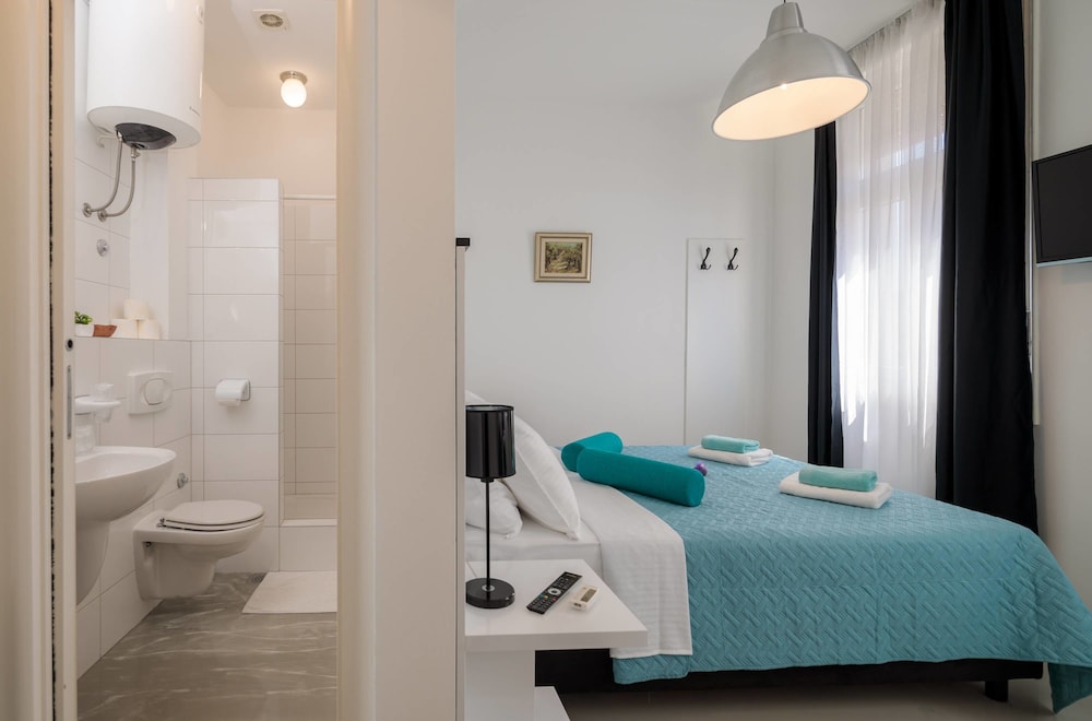 Peristil Luxury Rooms 66/67