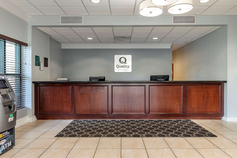 Quality Inn At Town Center 1/34