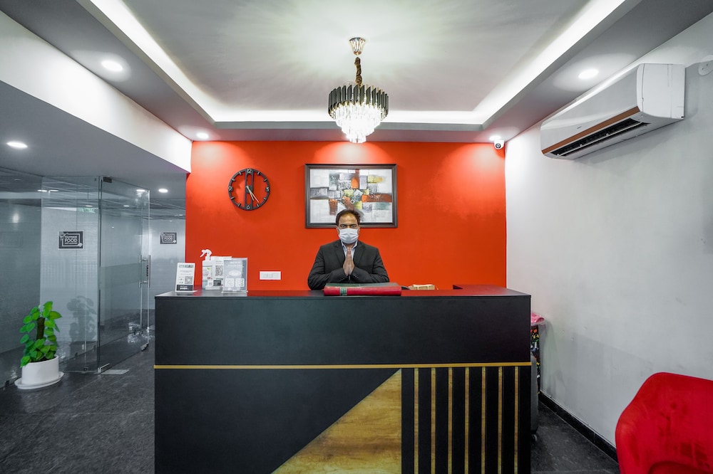 Saltstayz Hotel Huda City Center 5/49