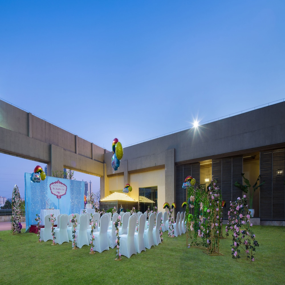 Cinese Hotel Dongguan Shijie 46/50