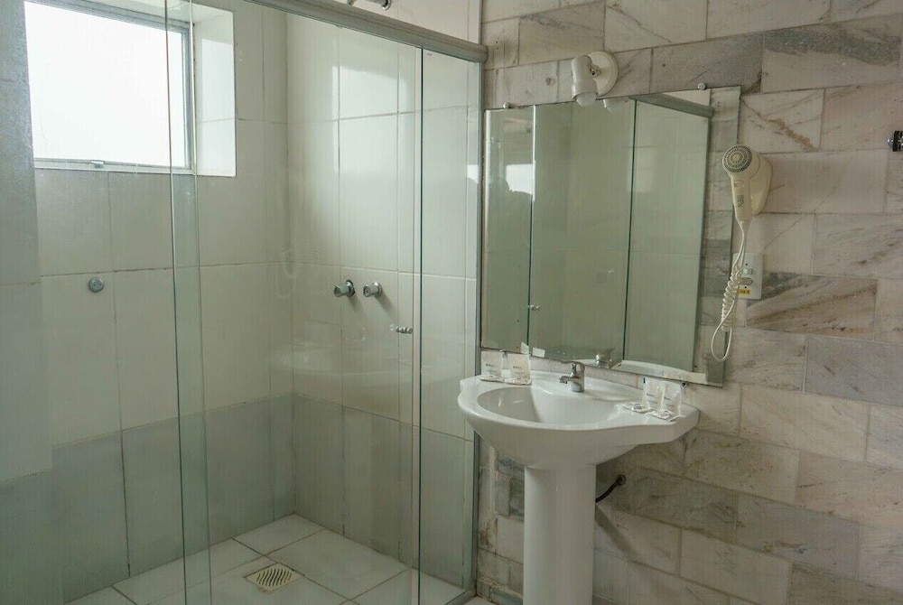 Hotel Dan Inn Express Porto Alegre By Nacional Inn 71/72