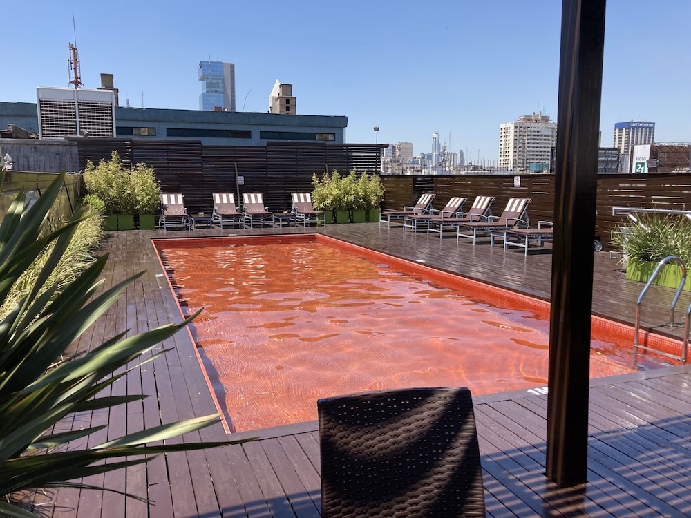 Broadway Hotel And Suites 42/50