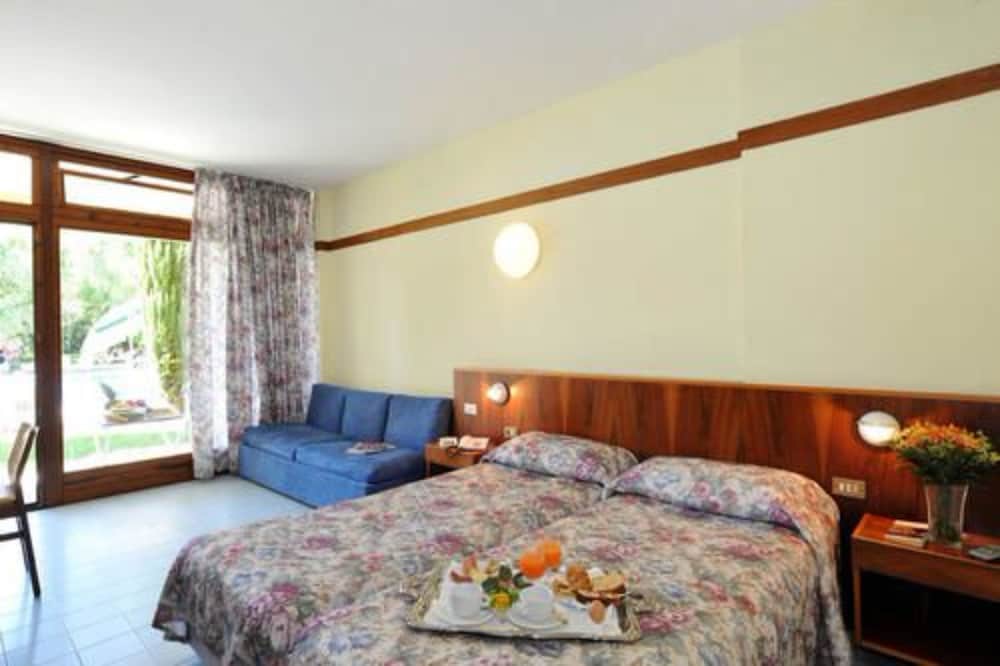 Hotel Palme & Suite 12/50