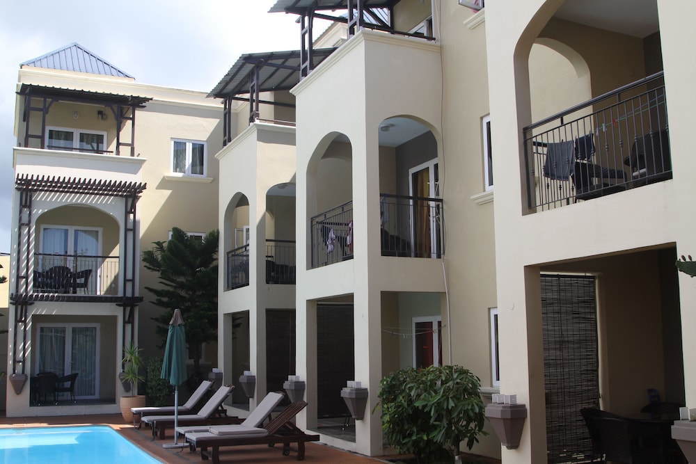 Villa Narmada 4/68