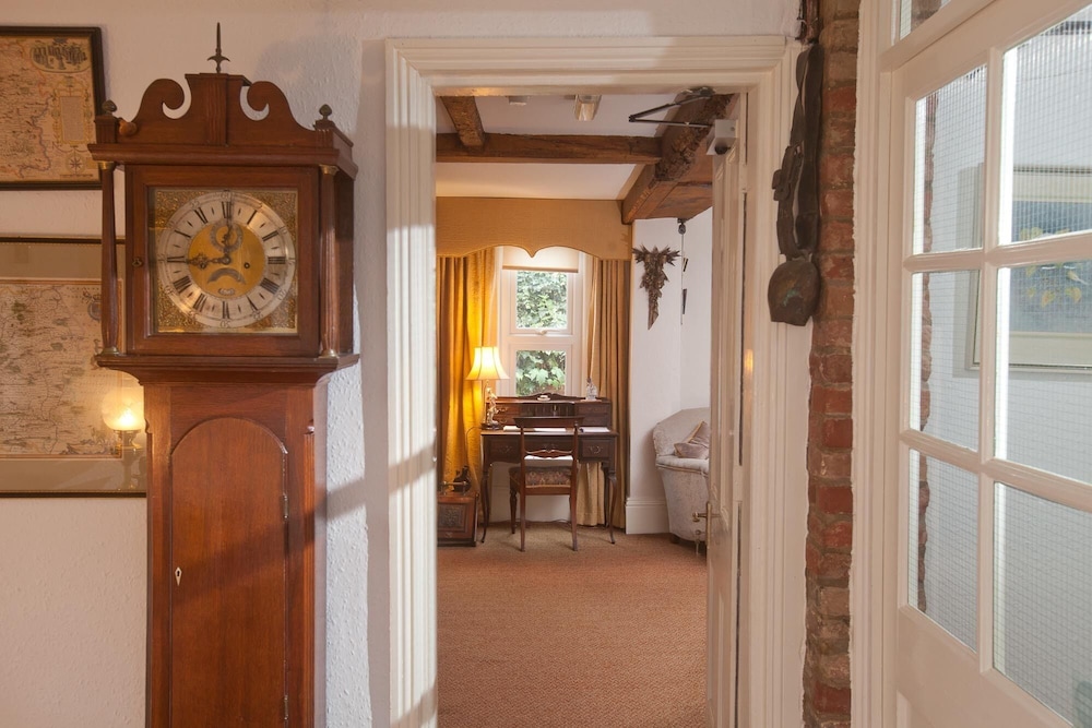 The Old House Guesthouse 17/27