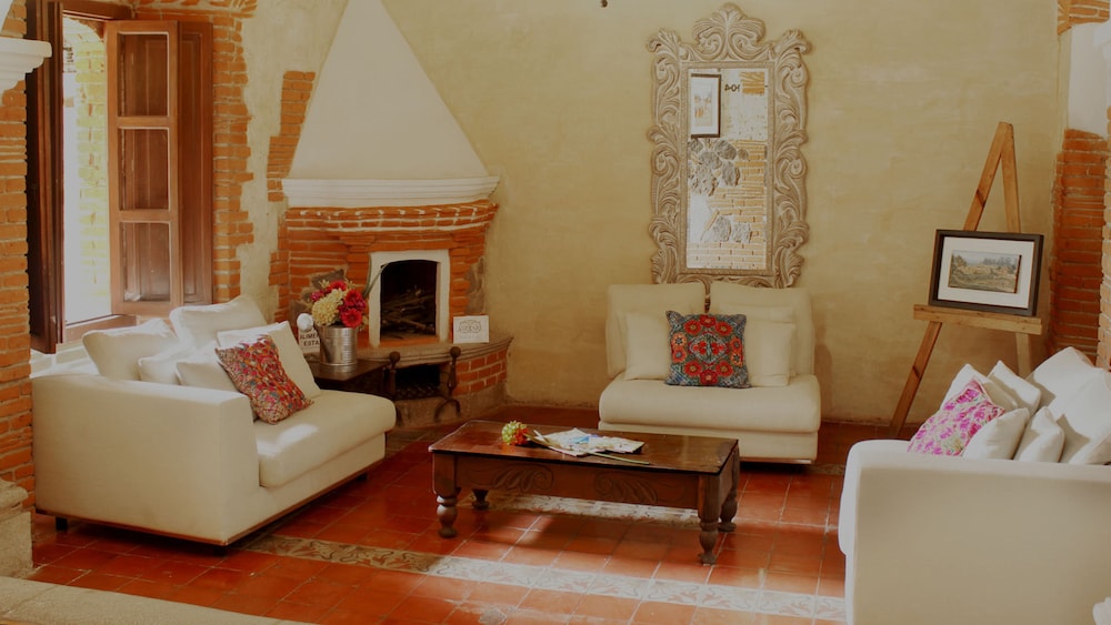 Naif Boutique Hotel & Gallery 47/68