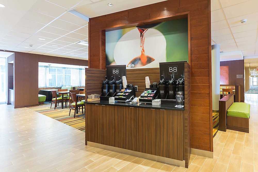 Lobby at Fairfield Inn And Suites Jamestown, JAMESTOWN - ND