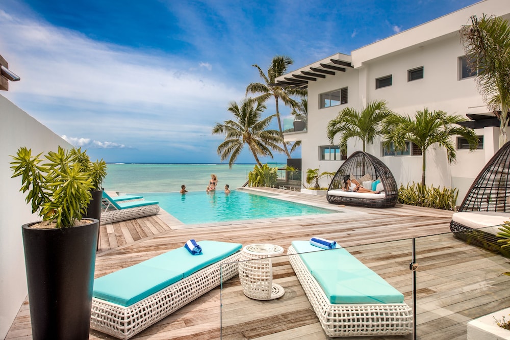 Crystal Blue Lagoon Villas 28/38