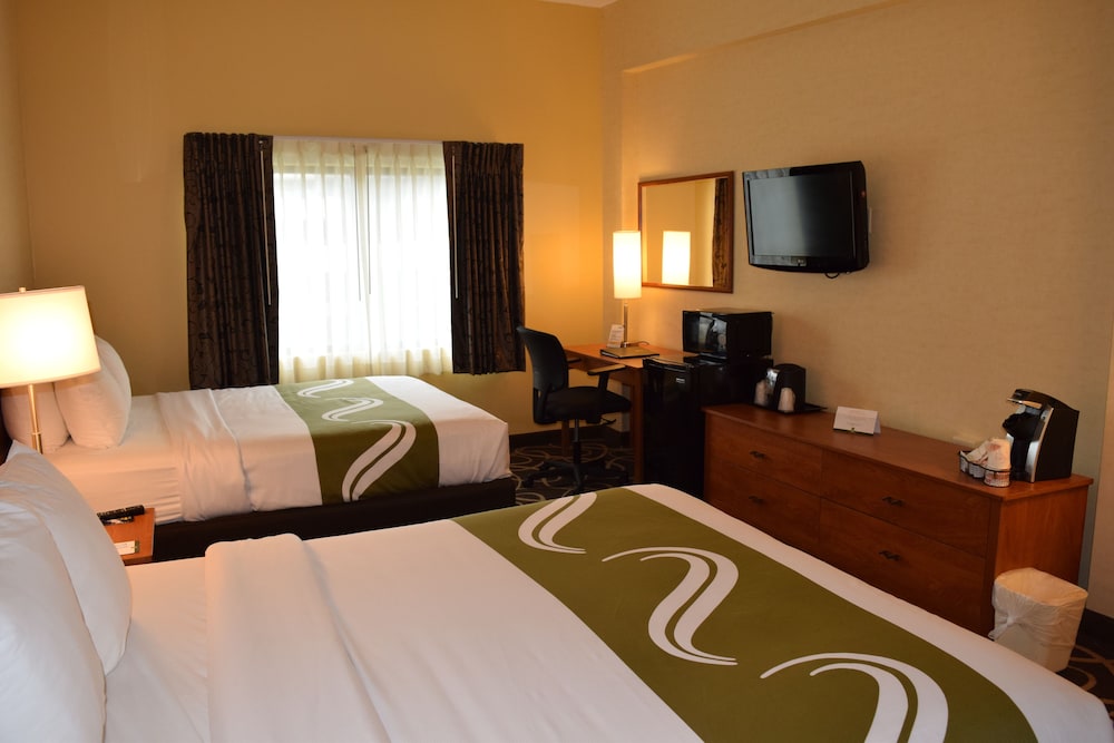 Quality Hotel & Suites At The Falls 16/51