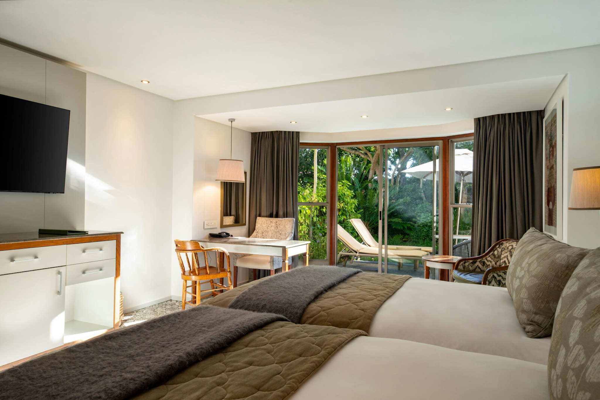 Vineyard Hotel 31/59