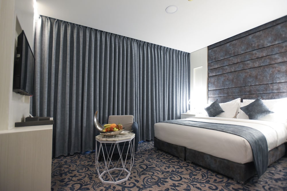 OPAL HOTEL 15/50