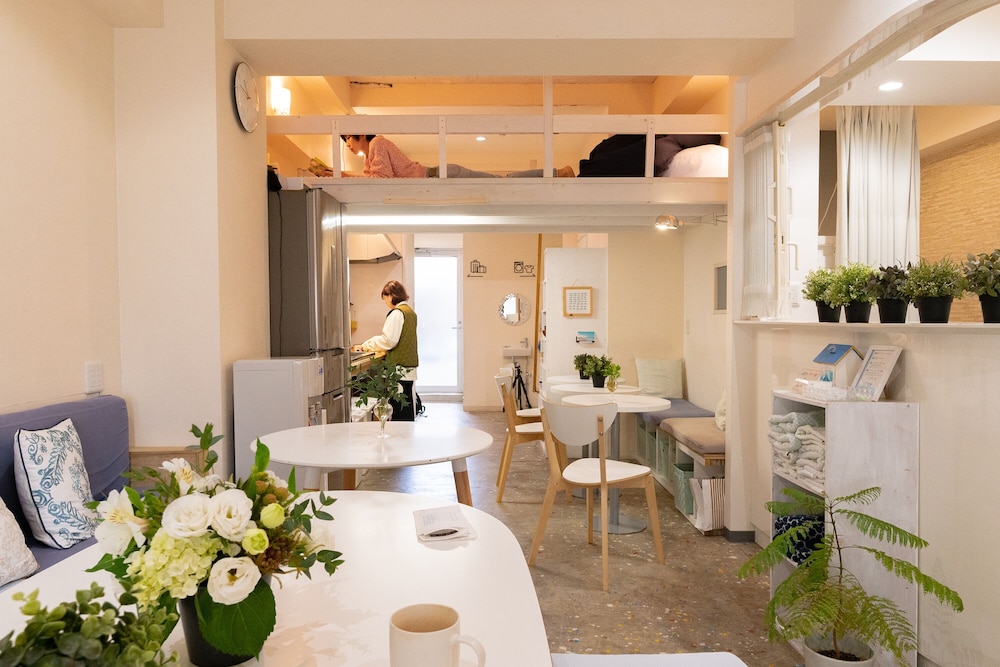 Casa Blanca Guesthouse - Hostel 57/68